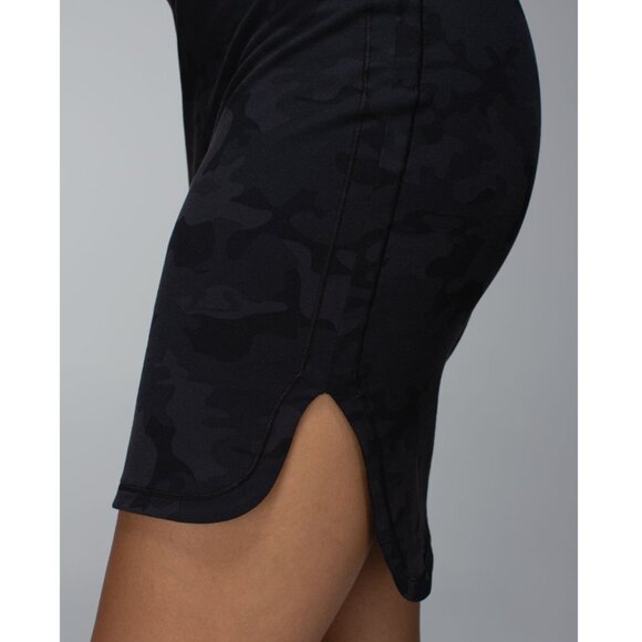 Lululemon Black Camo City High-Low Mini Skirt Size 8 - Athleisure Casual Comfy - Picture 4 of 11